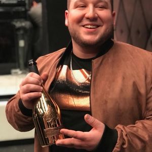 Meet your Posher, Matthew